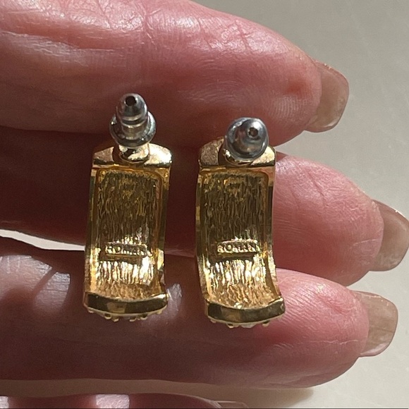Vintage Roman Gold Tone And Crystal Earrings - Picture 9 of 14